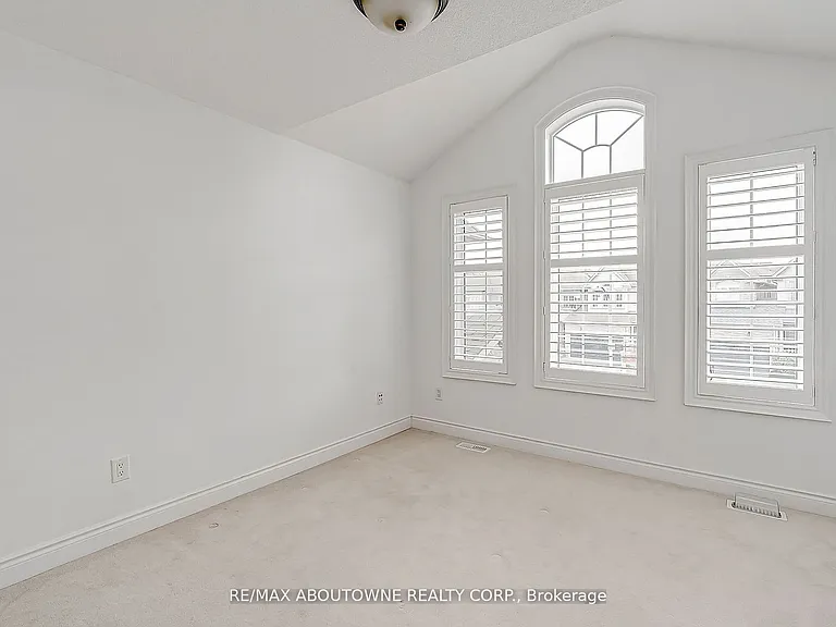 2415 Presquile Dr — Photo 26
