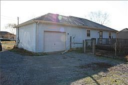 2nd image of 4319 Banks St