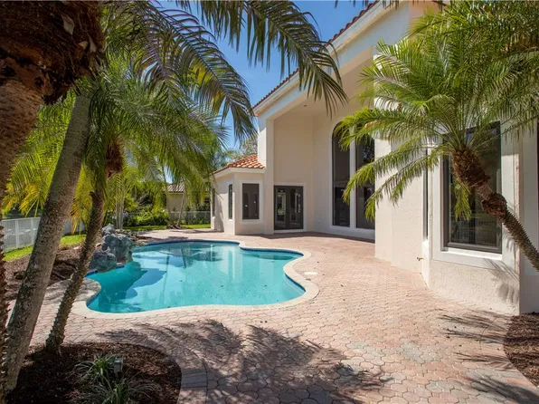 1524 NW Sweet Bay Cir, Palm City, FL 34990