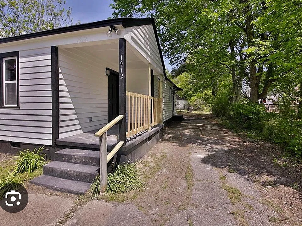1912 N McAuley Dr