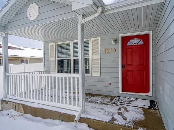 2nd image of 1210 Avalon Ct