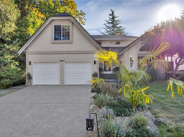 5911 Waldbank Rd, Nanaimo, BC V9V 1P1