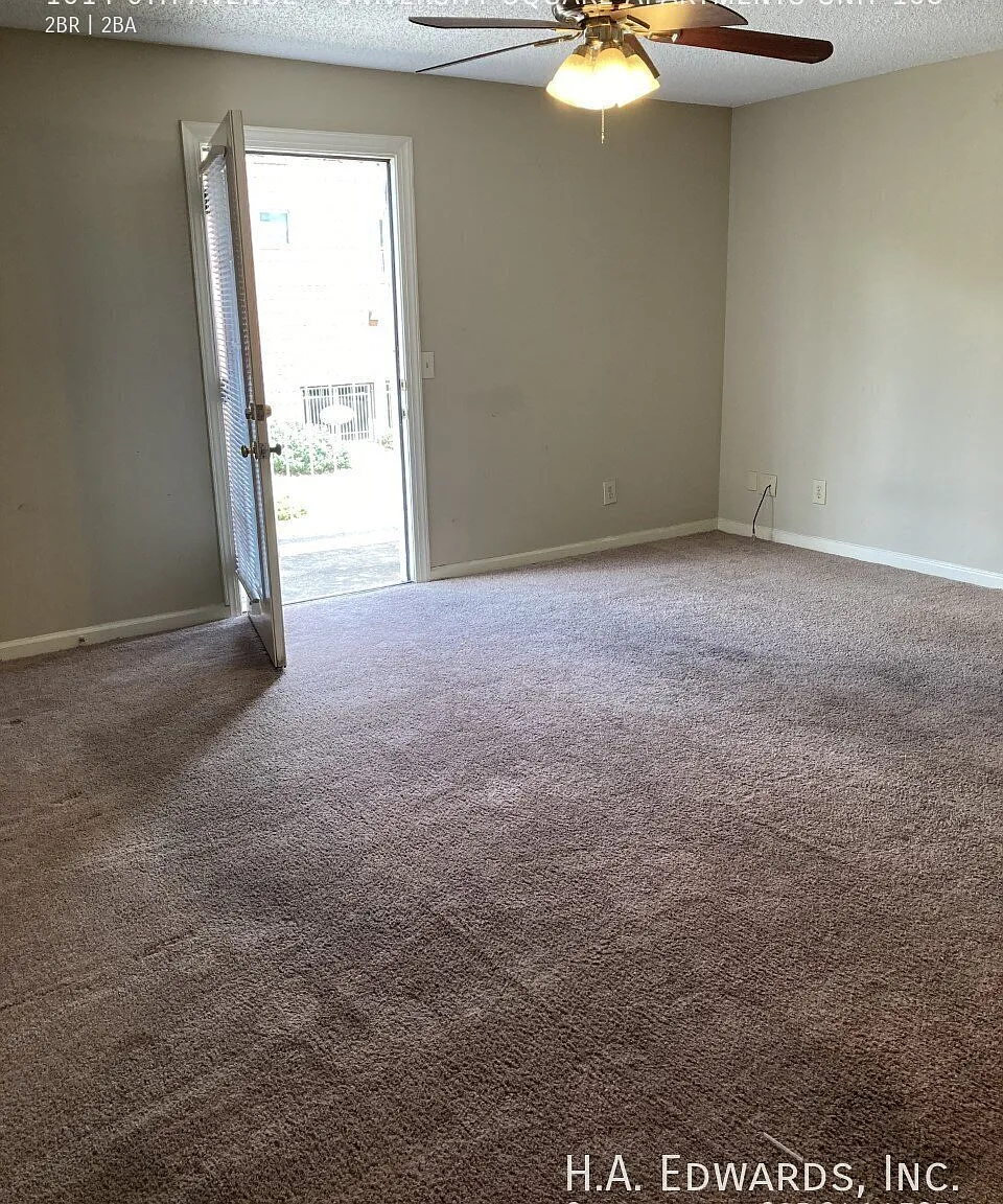 1014 6th Avenue — Photo 2