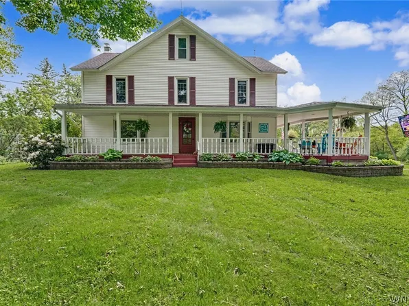 975 Olean Rd, East Aurora, NY 14052