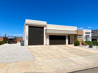3074 S Maplecrest Dr, Saint George, UT 84790