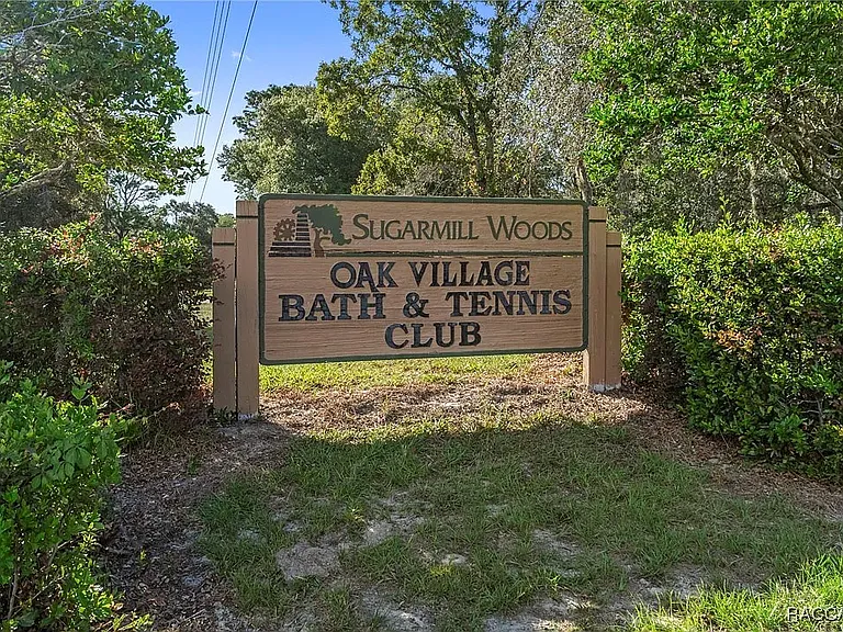 40 Deerwood Dr — Photo 31