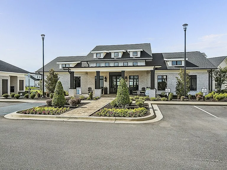 Villas at Capital Twenty — Photo 29