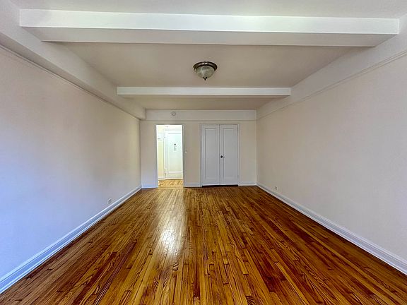 4th image of 200 W 15th St APT 7E