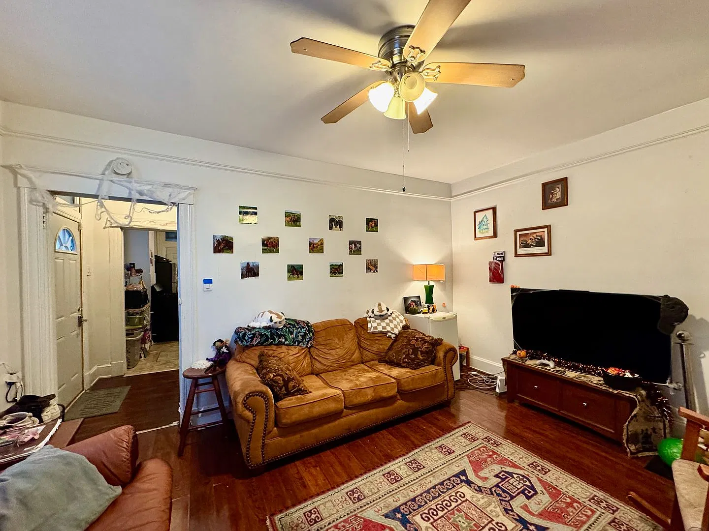 5 bed/2 Bath on Warner Mins. from UC Only $700/pp ($3,500/mo) — Photo 4