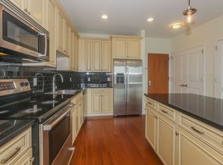 360 Old River Rd #602, Edgewater, NJ 07020