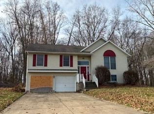 5177 Emil Ave SW, Navarre, OH 44662