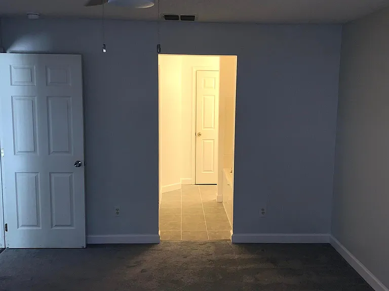 110 N Hawthorne Ave — Photo 27