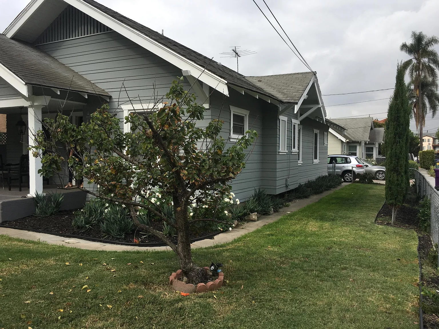3 bed, 1400 sqft, $4,195 — Photo 2