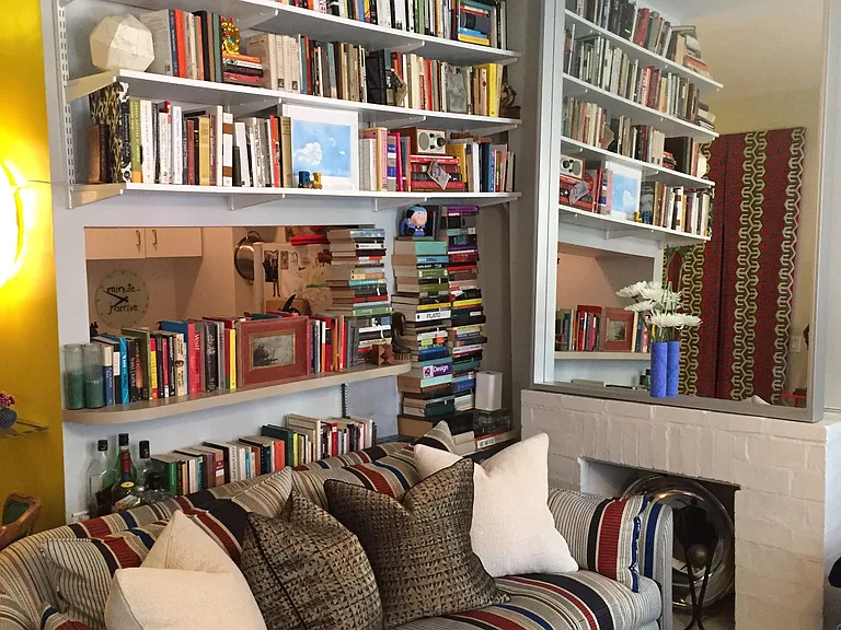 30 E 13th St #2 — Photo 4