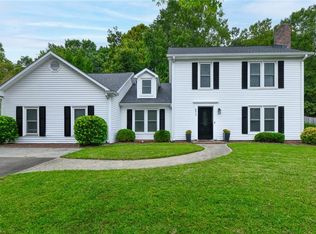 6812 River Hills Dr, Greensboro, NC 27410