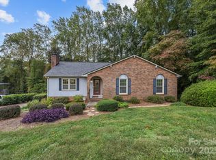 3313 Pineridge Ln, Gastonia, NC 28056
