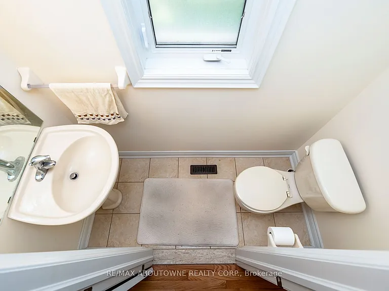 2481 Taylorwood Dr — Photo 24