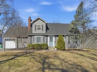 4500 W 54th St, Roeland Park, KS 66205