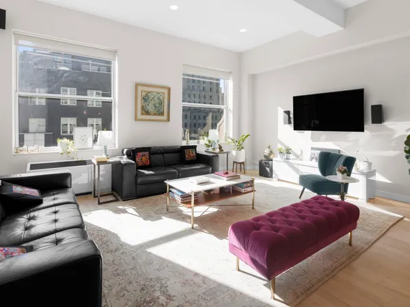 15 Broad Street 2714 image 1 of 19