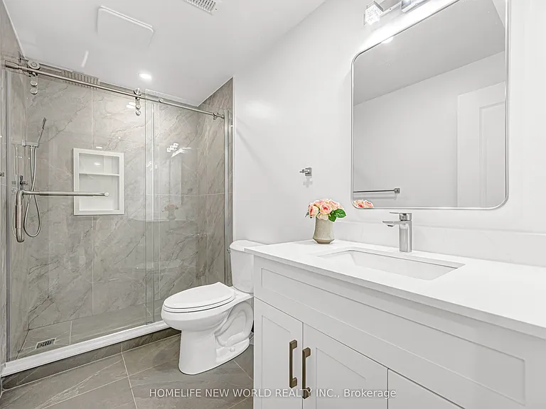 80 Weslock Cres — Photo 19