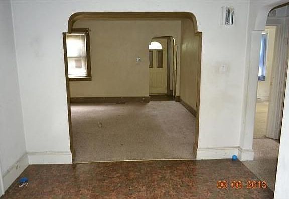 3rd image of 1510 Camden Ave