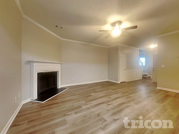 4th image of 222 Southwind Ln