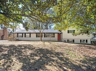 1887 King Charles Rd SW, Atlanta, GA 30331