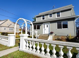 39 Ellsworth Ave, Harrison, NY 10528