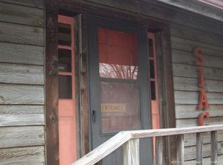 411 W 1st St, New Albany, IN 47150