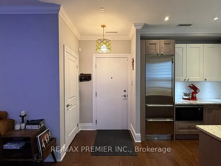 10360 Islington Ave #212 — Photo 2