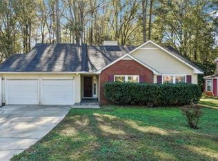 200 Blue Heron Dr, Jonesboro, GA 30238