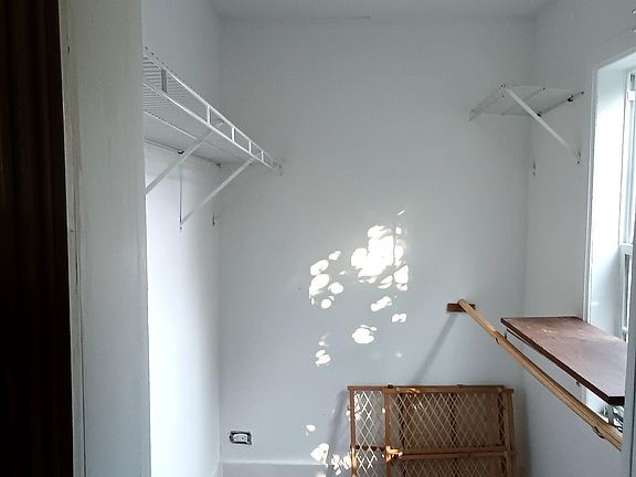 5th image of 503 Azalea Dr #1