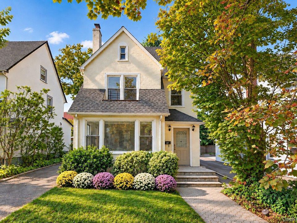 1st image of 37 Jayson Avenue