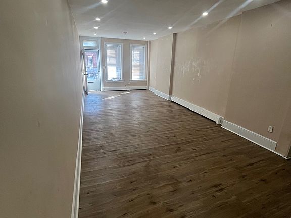 3rd image of 45 Mechanics Ave