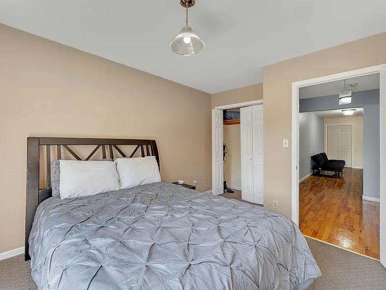 4413 Park Ave #2L — Photo 10