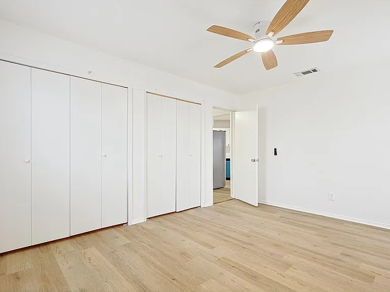 7650 Ronnie Dr — Photo 16