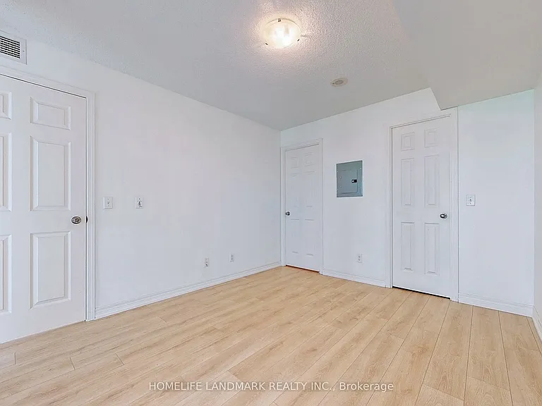 30 Grand Trunk Cres #901 — Photo 18