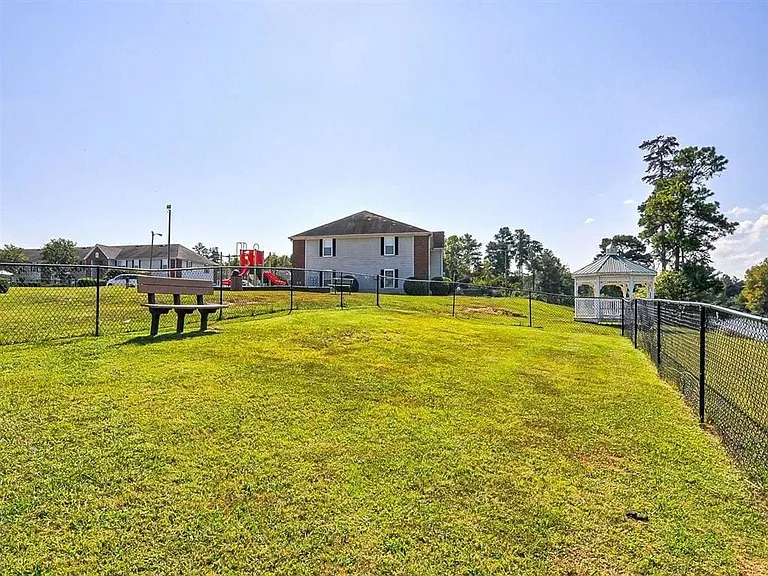 Reserve at Stillwater — Photo 15