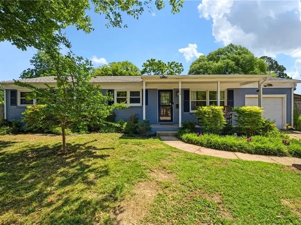 204 Alsab Cir, Virginia Beach, VA 23462
