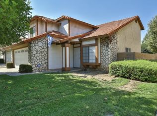 1148 W Van Koevering St, Rialto, CA 92376