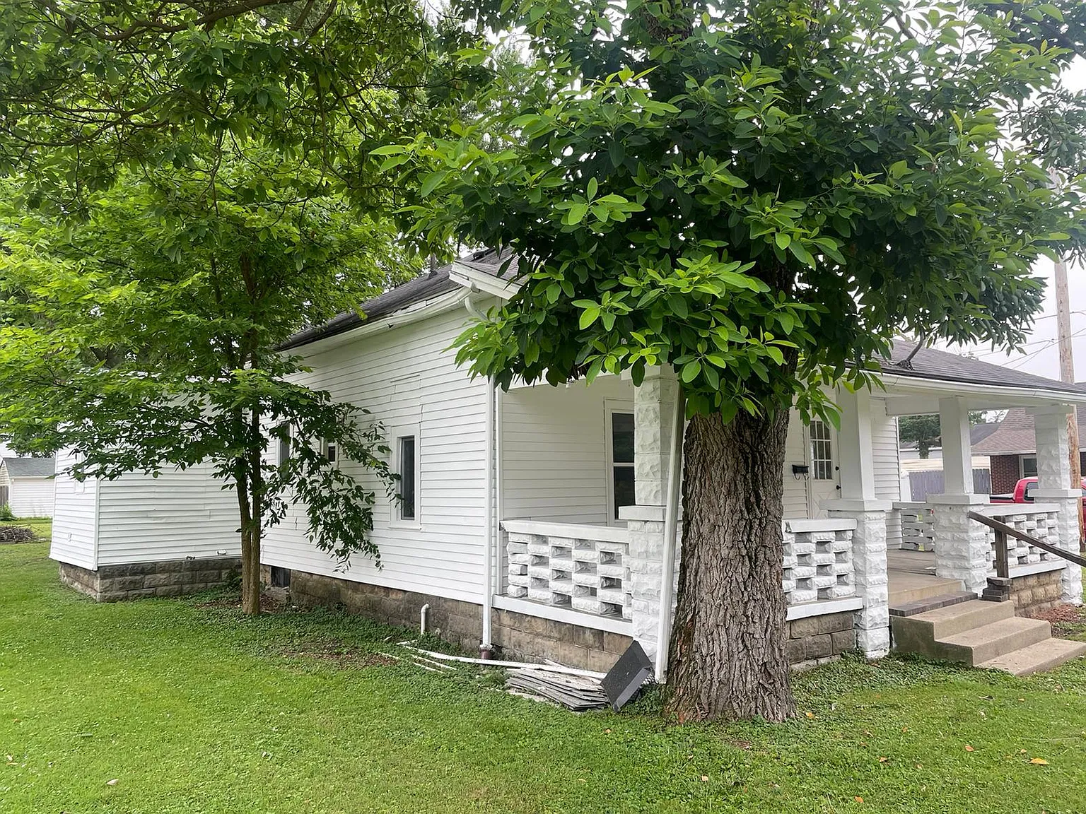 4 bed, 1200 sqft, $1,300 — Photo 3
