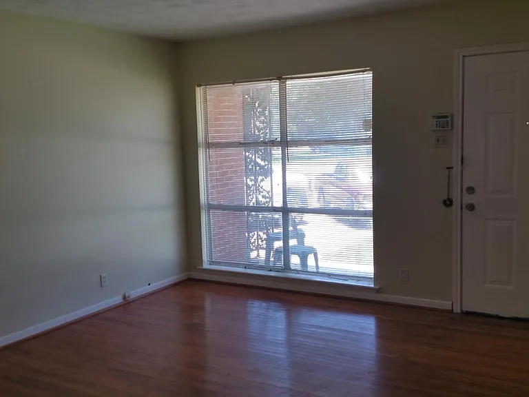 9915 La Prada Dr — Photo 3