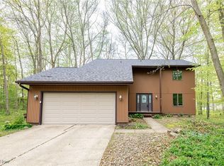 1537 Plantation Dr, Hudson, OH 44236