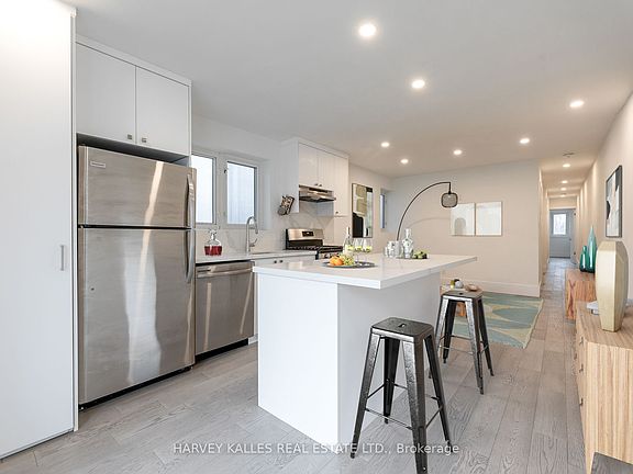 2nd image of 210 Christie St #2
