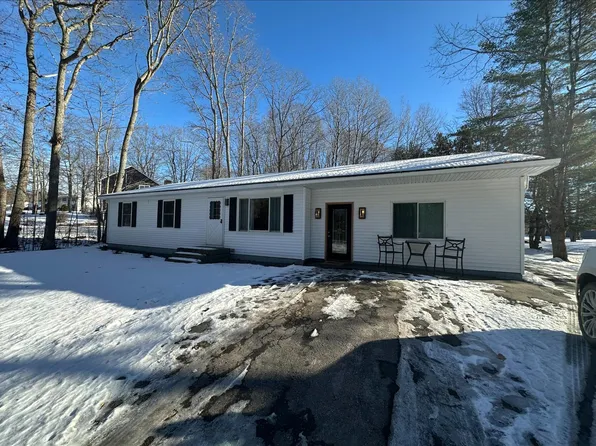 46 Silver Ridge, Veazie, ME 04401
