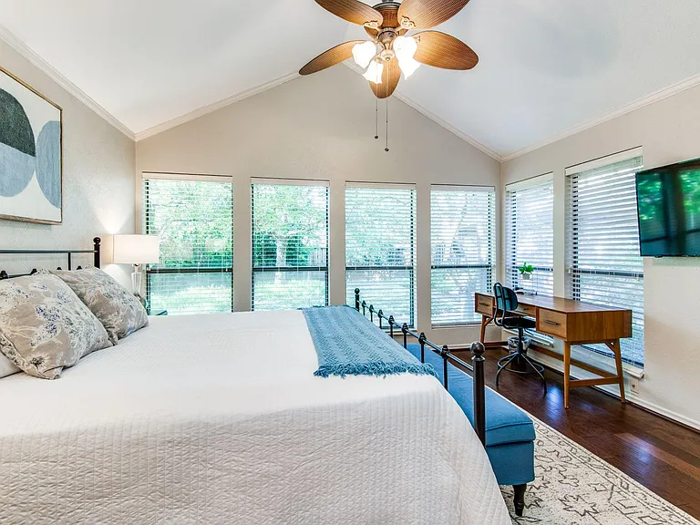 1624 Sutters Mill Dr — Photo 4