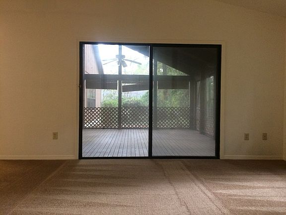 5th image of 1620 NW 23rd St