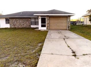 8 Juniper Trail Ln, Ocala, FL 34480