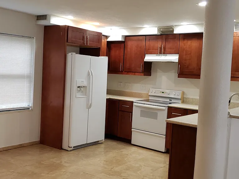 2908 6th Avenue Dr E — Photo 16