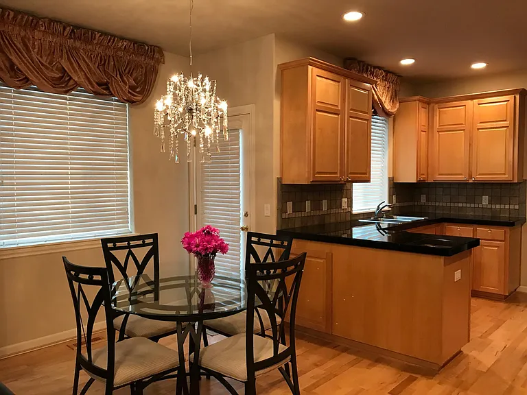 14974 Emerson Ct — Photo 11